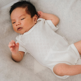 Pure Pointelle -sydänkuvioinen bodysuit – valkoinen