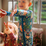 ويليام موريس {{ab206fbc85fef837026da0731cf0b0b0de}} لص الفراولة الأزرق الداكن