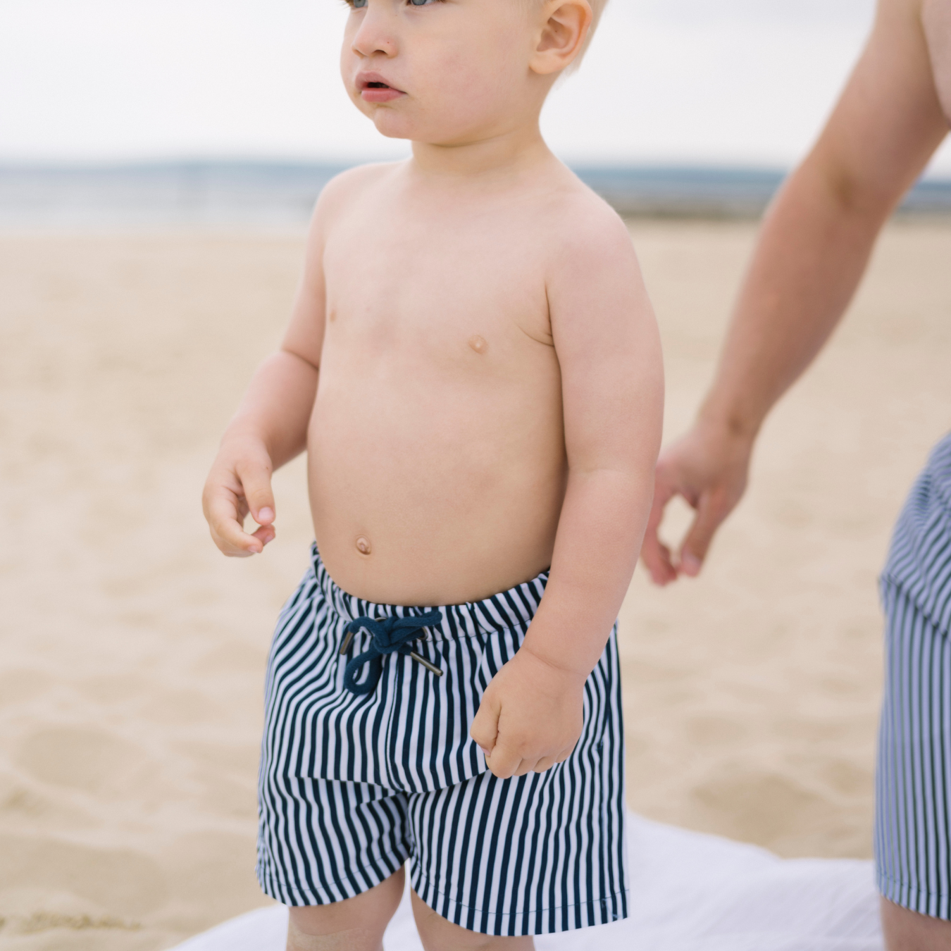 Maillot de bain garçon rayures nautiques