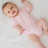 Pure Pointelle -sydänkuvioinen body – vaaleanpunainen